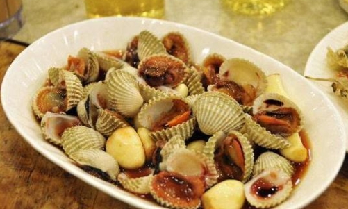 地中海饮食法：健康生活的秘密武器